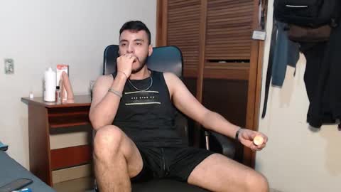 santiexxx online show from December 2025 12:49:02 AM