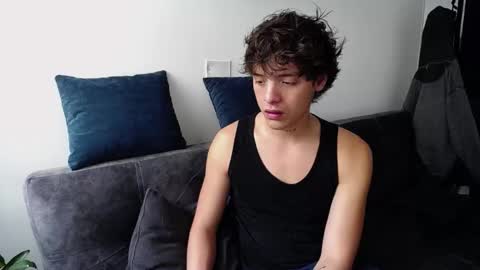 Santii online show from December 2024 03:59:02 PM