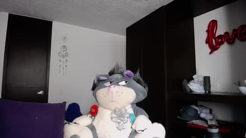 Santii online show from January 2025 06:53:02 PM