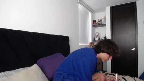 Santii online show from March 2025 03:15:02 PM