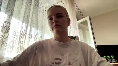 Rina online show from May 2026 10:34:01 AM
