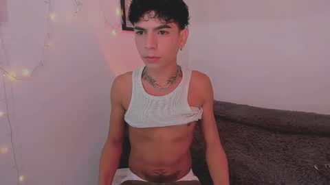 santy online show from October 2025 05:50:02 PM