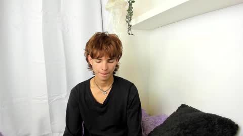 Snapshot of santy_kitty chatting on January 2025 03:08:02 AM kitty online show from January 2025 03:08:02 AM