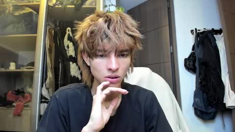 Snapshot of santy_kitty chatting on February 2025 05:41:01 AM kitty online show from February 2025 05:41:01 AM