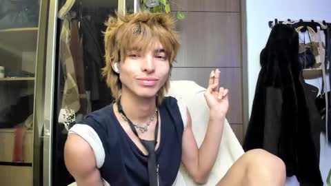 Snapshot of santy_kitty chatting on February 2025 06:47:02 AM kitty online show from February 2025 06:47:02 AM