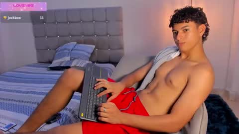 santy_stump online show from October 2025 09:12:02 PM