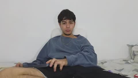 Snapshot of santybig18 chatting on January 2025 08:00:02 AM santybig18 online show from January 2025 08:00:02 AM