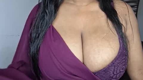 Snapshot of sanvi13 chatting on January 2026 06:50:01 AM sanvi13 online show from January 2026 06:50:01 AM