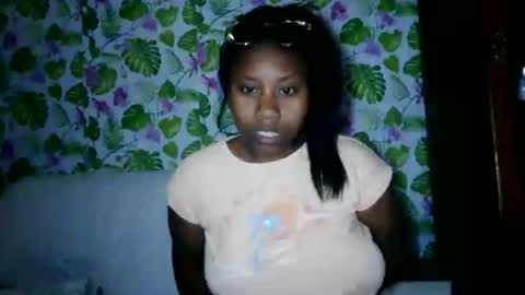 Snapshot of sanyah513 chatting on June 2026 05:59:01 PM sanya online show from June 2026 05:59:01 PM