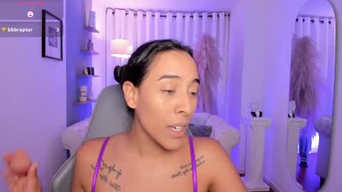 SAORI  online show from April 2026 11:33:01 AM