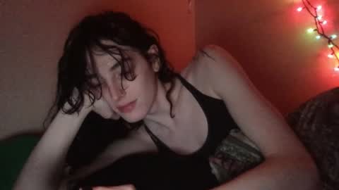 Snapshot of sapphicvoid chatting on December 2025 03:23:01 AM Jade online show from December 2025 03:23:01 AM