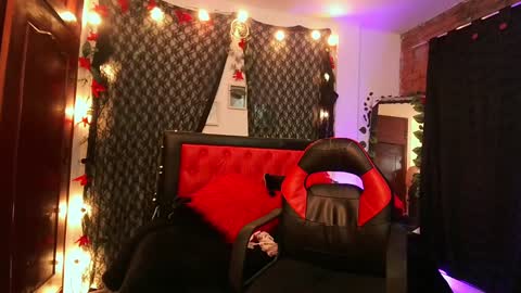 Carla online show from January 2025 10:31:01 AM