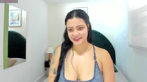 Snapshot of sara__michell chatting on April 2026 12:09:02 PM online show from April 2026 12:09:02 PM