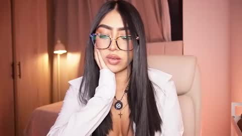 Sara  online show from June 2026 01:05:02 AM