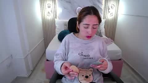 Snapshot of sara_angeelss chatting on July 2026 05:38:01 AM Sara... online show from July 2026 05:38:01 AM