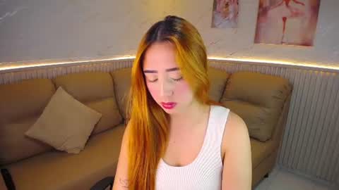 Snapshot of sara_angeelss chatting on August 2026 01:25:02 PM Sara... online show from August 2026 01:25:02 PM