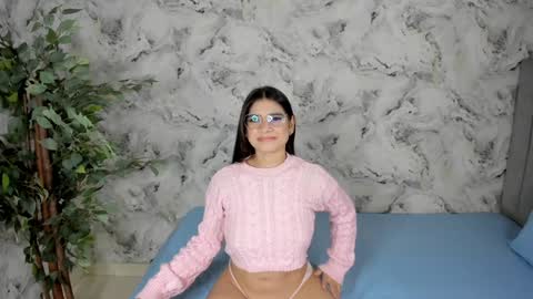 Snapshot of sara_fernandezz chatting on February 2025 05:57:02 AM sara online show from February 2025 05:57:02 AM