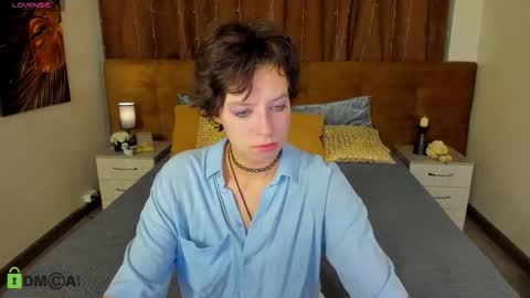 Snapshot of sara_frayy chatting on October 2025 01:02:02 AM Sarah online show from October 2025 01:02:02 AM