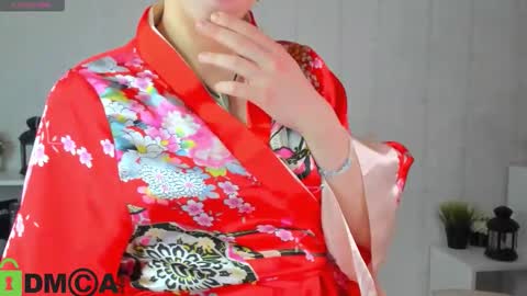 Snapshot of sara_frayy chatting on December 2025 01:48:02 AM Sarah online show from December 2025 01:48:02 AM