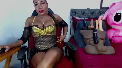 Snapshot of sara_greyx chatting on December 2024 02:23:01 AM Sara Greyx online show from December 2024 02:23:01 AM
