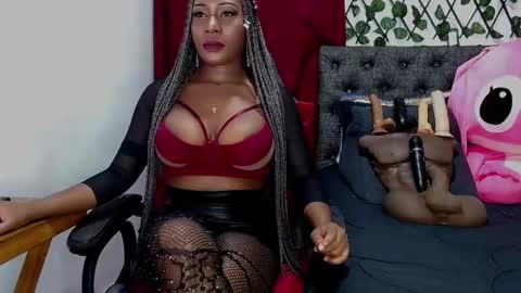 Snapshot of sara_greyx chatting on February 2025 09:25:02 PM Sara Greyx online show from February 2025 09:25:02 PM