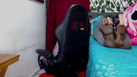 Snapshot of sara_greyx chatting on February 2025 05:20:02 PM Sara Greyx online show from February 2025 05:20:02 PM
