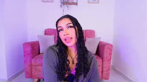 Sara Jhonson  online show from September 2025 10:45:02 PM