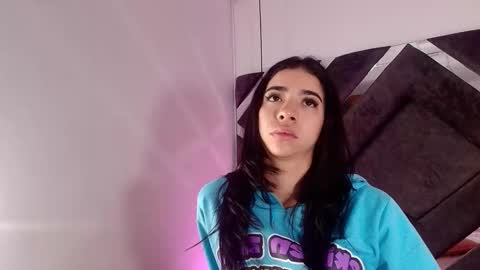 sara_lopee1 online show from October 2025 12:03:02 PM