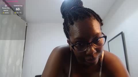 Snapshot of sara_marks chatting on April 2026 11:05:01 AM S A R A online show from April 2026 11:05:01 AM