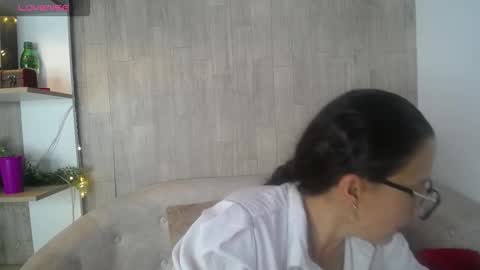 Sara   online show from February 2026 09:31:02 PM