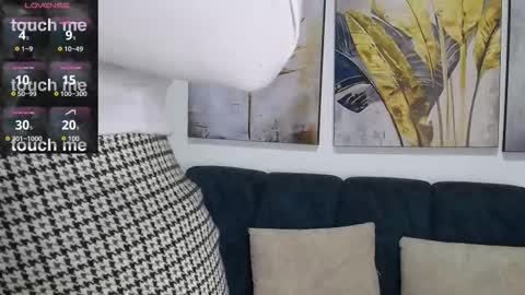 Sara   online show from March 2026 01:26:02 PM