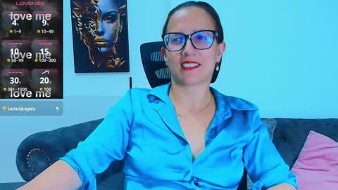 Sara   online show from March 2026 09:20:02 PM