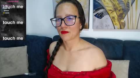 Sara   online show from March 2026 10:20:01 PM