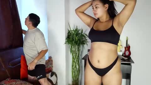 Snapshot of sara_mike666 chatting on October 2025 03:54:02 PM SARA MIK666 online show from October 2025 03:54:02 PM