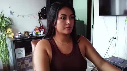 Snapshot of sara_mike666 chatting on February 2026 06:50:01 PM SARA MIK666 online show from February 2026 06:50:01 PM