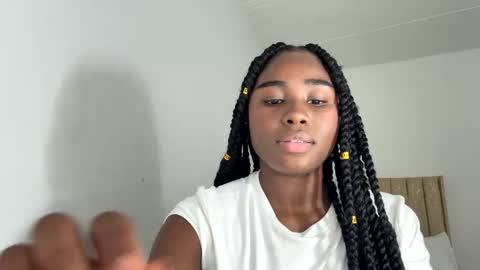 Sara online show from October 2025 04:02:02 AM