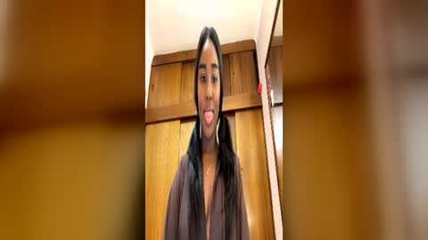 Snapshot of sara_muscle chatting on June 2026 04:58:01 AM Sara online show from June 2026 04:58:01 AM