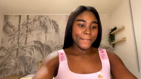 Snapshot of sara_muscle chatting on June 2026 02:45:01 AM Sara online show from June 2026 02:45:01 AM