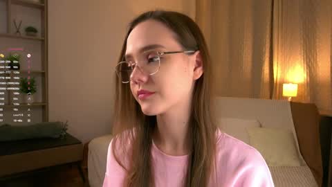 Im Sara  online show from April 2026 06:12:02 PM