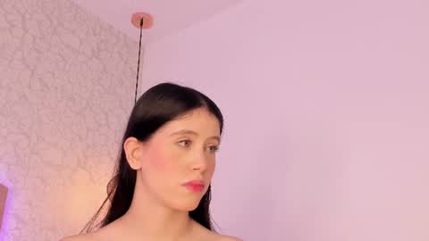 Snapshot of saraa_joness_ chatting on June 2026 07:14:01 PM Sara online show from June 2026 07:14:01 PM