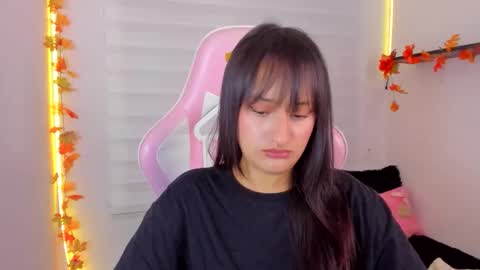 Sarah Ramirez online show from November 2025 02:43:02 AM