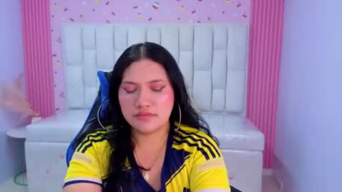 Sara  online show from June 2026 02:04:02 PM