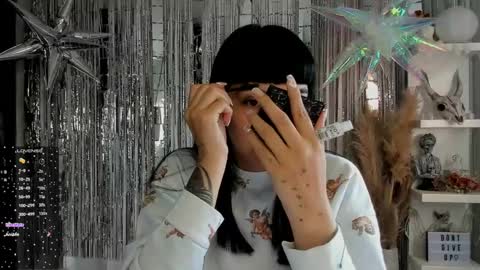 Snapshot of saraadesire chatting on February 2025 12:28:01 PM Sara online show from February 2025 12:28:01 PM