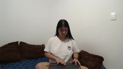 sara and thomas online show from October 2025 10:07:02 PM