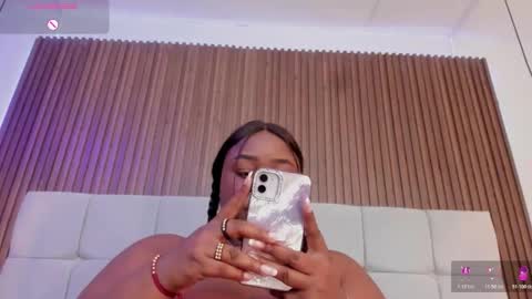 Snapshot of saraby_blandon chatting on February 2026 10:27:02 AM online show from February 2026 10:27:02 AM