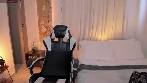 sara cavali online show from June 2026 07:26:01 PM