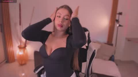 sara cavali online show from July 2026 07:27:02 PM