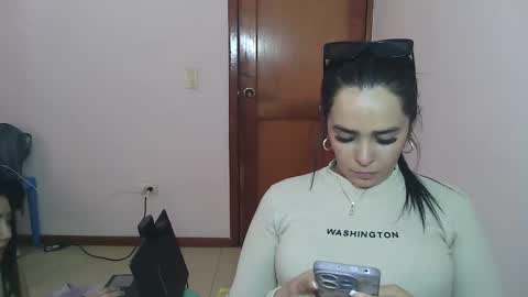 Snapshot of saraconnorxx chatting on November 2025 06:21:01 PM Sara online show from November 2025 06:21:01 PM