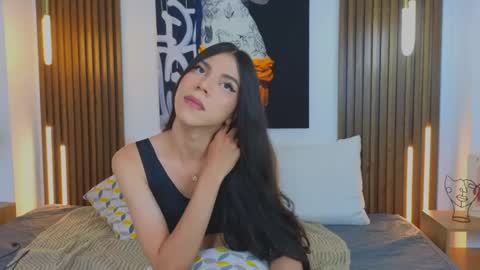 Snapshot of saracutie_ chatting on April 2026 07:53:01 PM Sara online show from April 2026 07:53:01 PM