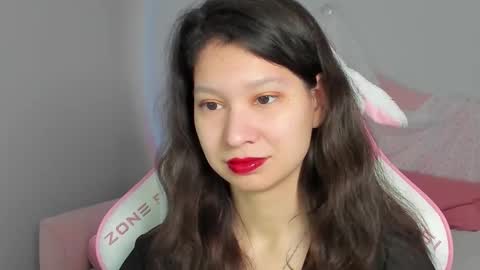 SaraDenars online show from November 2025 05:22:02 AM